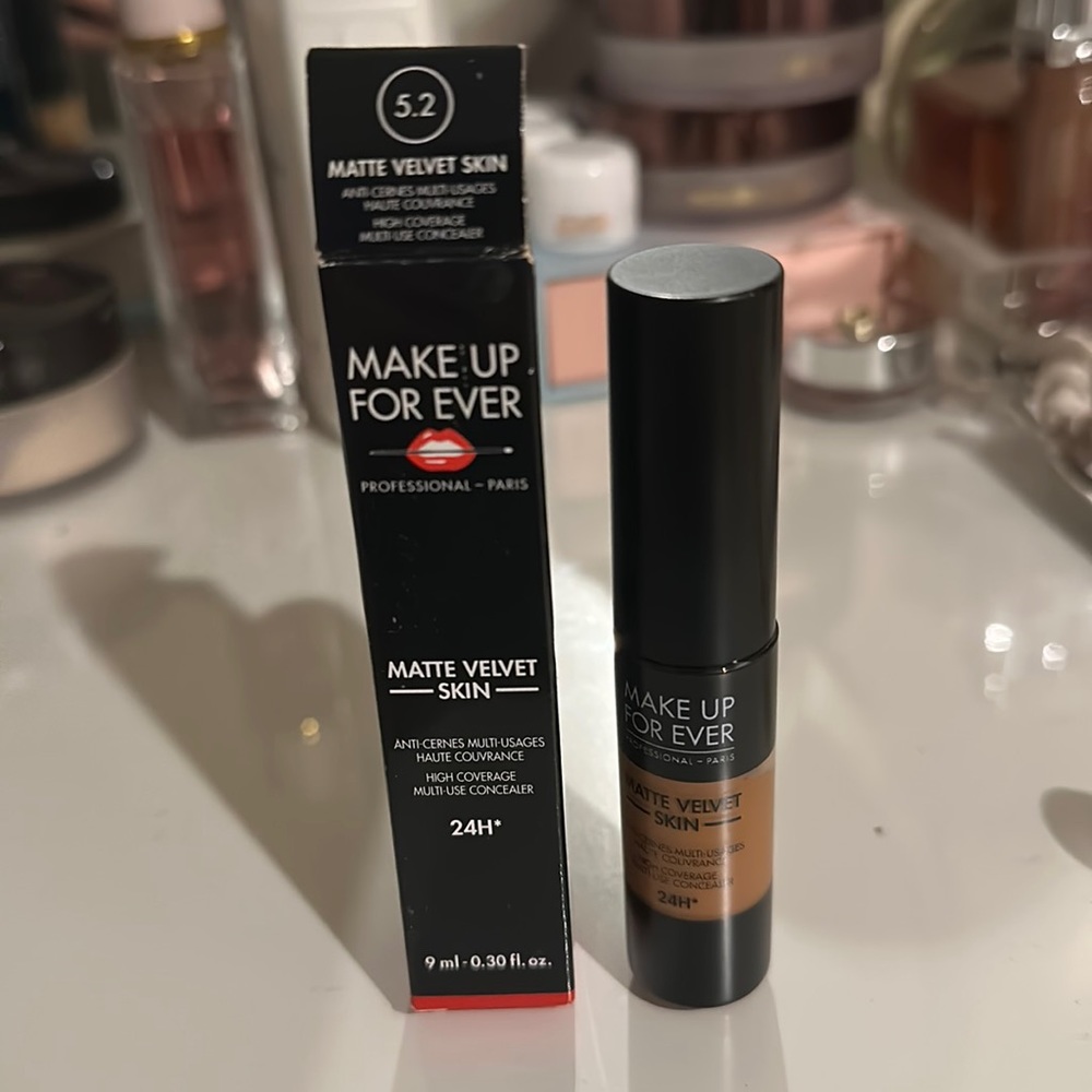 Makeup Forever Matte Velvet Skin Concealer 5.2
